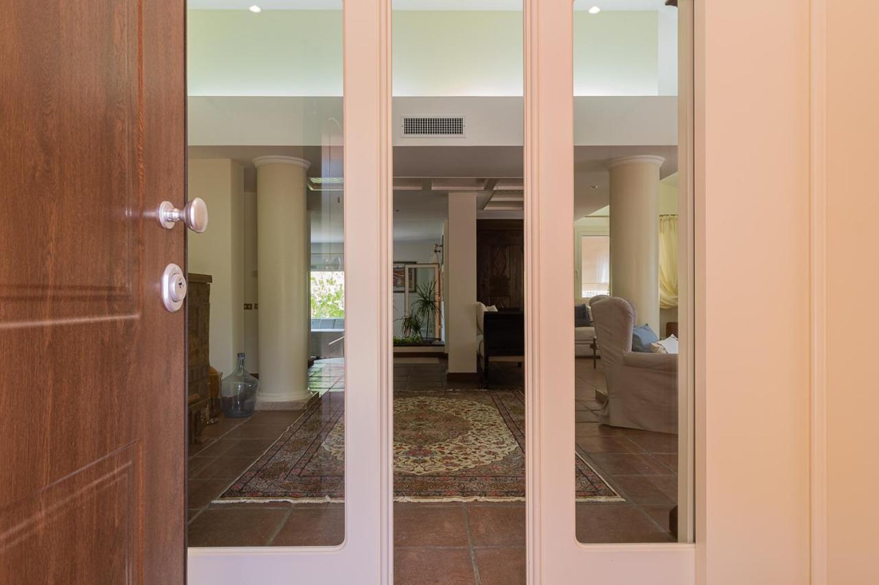 Villa Caterina La Maddalena  Екстериор снимка