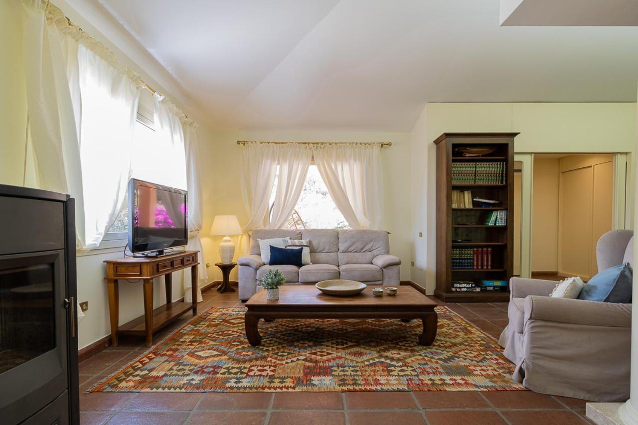 Villa Caterina La Maddalena  Екстериор снимка