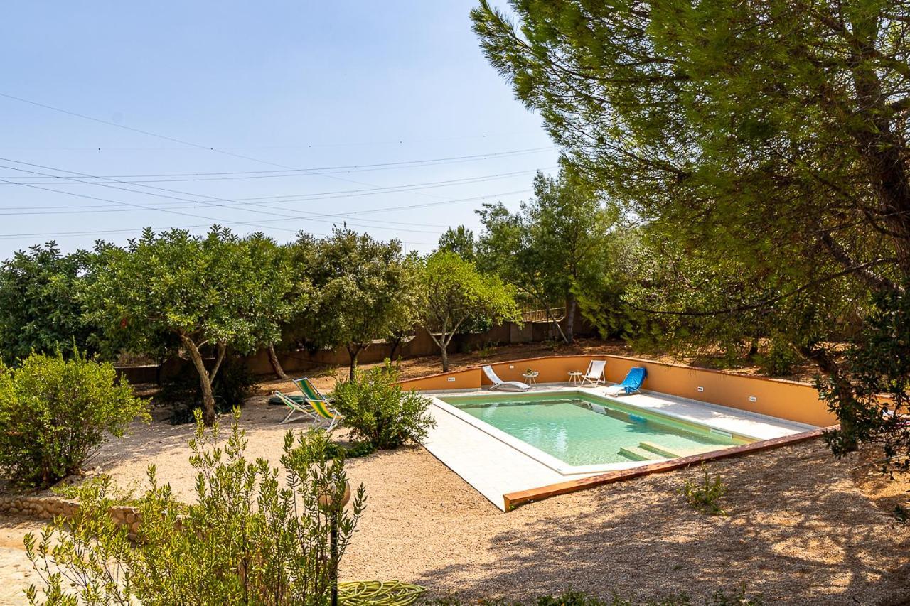 Villa Caterina La Maddalena  Екстериор снимка