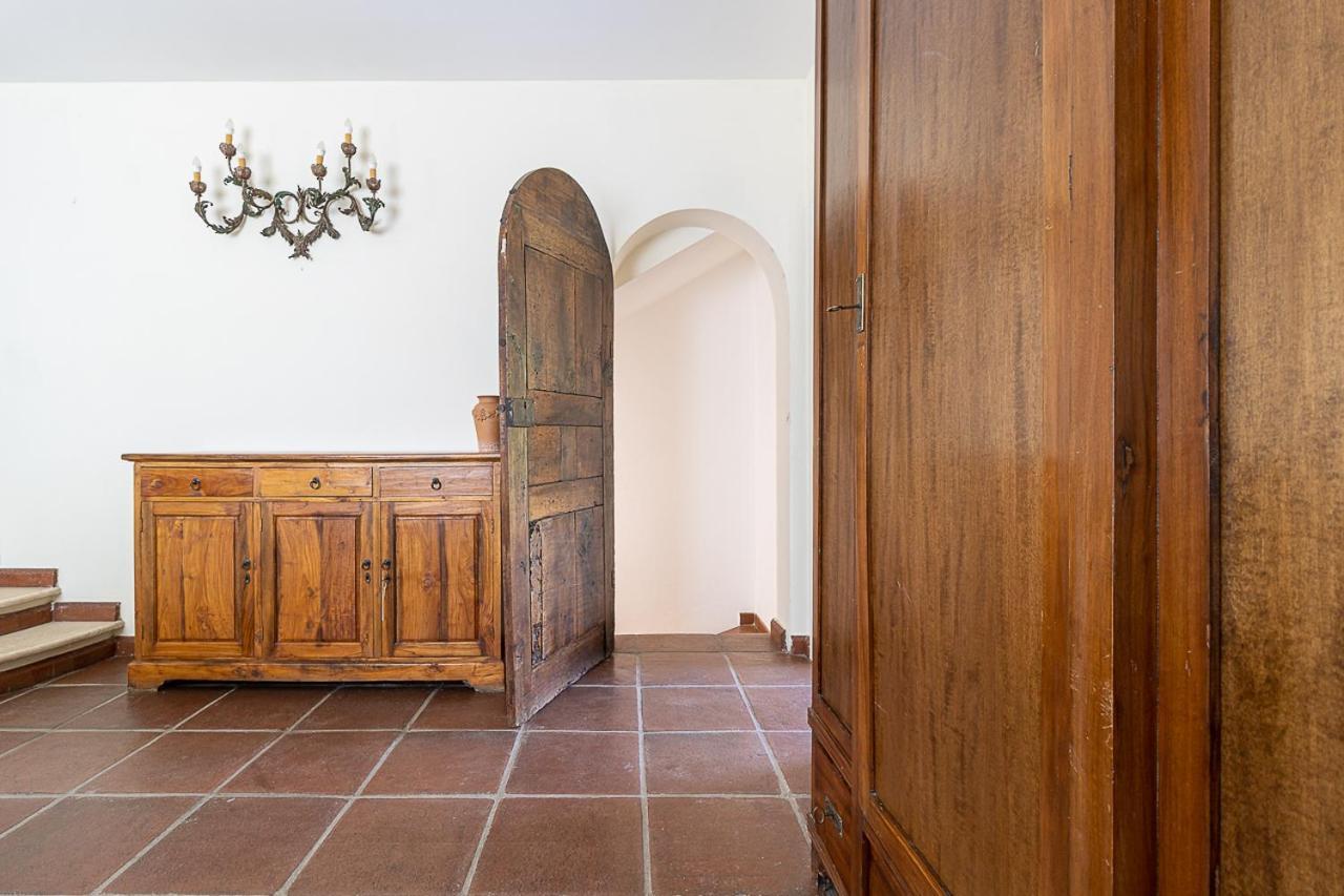 Villa Caterina La Maddalena  Екстериор снимка
