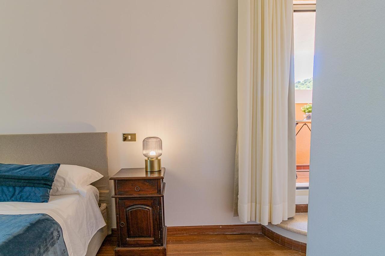 Villa Caterina La Maddalena  Екстериор снимка