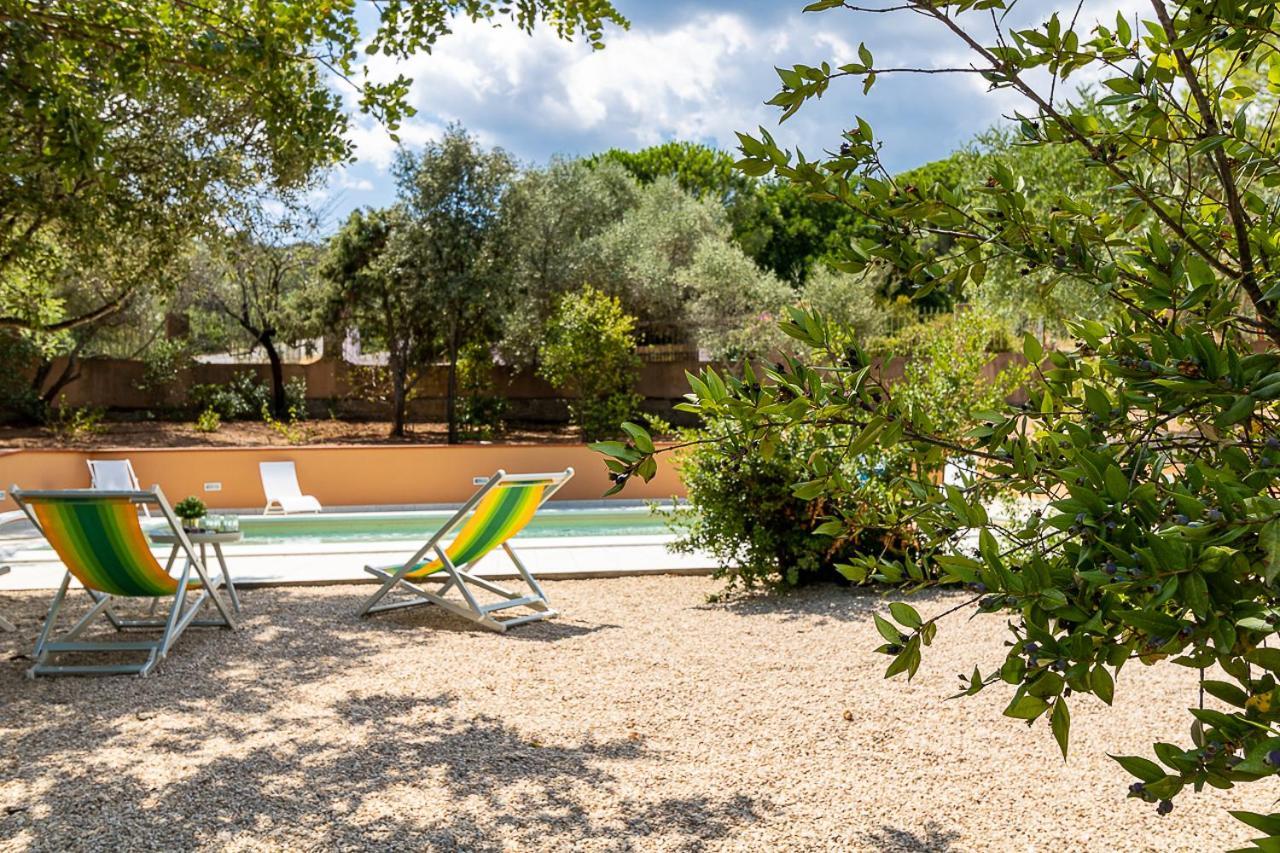 Villa Caterina La Maddalena  Екстериор снимка